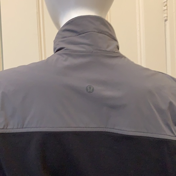 Lululemon jacket unisex - Picture 5 of 8